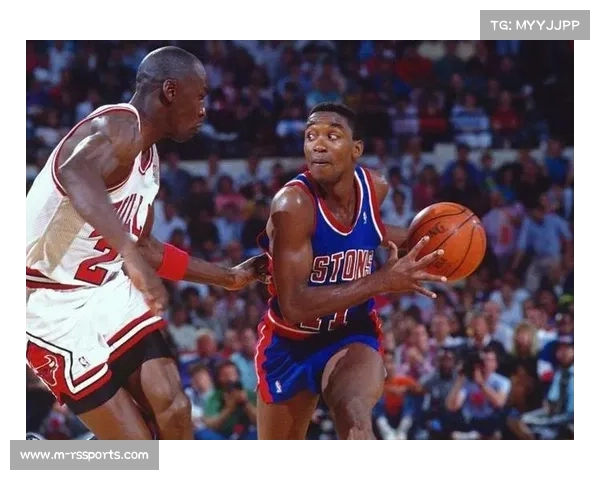 微笑刺客与追梦勇士：不同控卫演绎团队与得分的传奇